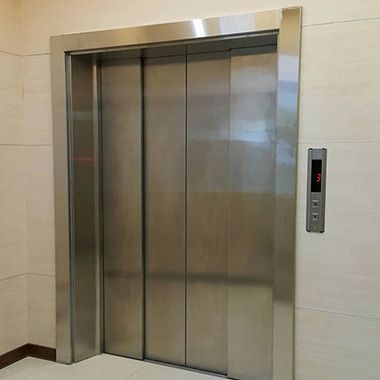 電梯面不鏽鋼包覆.jpg